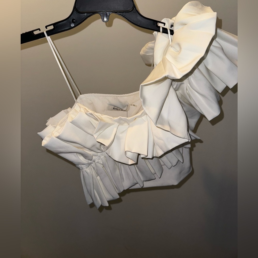 One Shoulder Ruffled Top - Picture 2 of 4